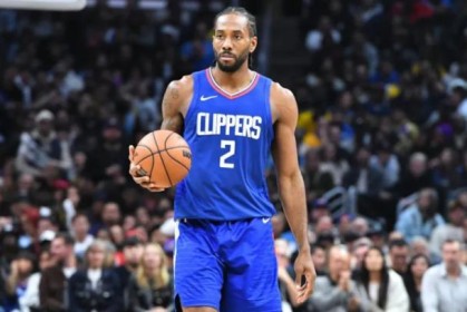 九游体育网页-打一场球真难！莱昂纳德膝伤未愈 季初无限期休战