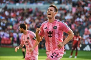 九游体育下载app-TYC：河床曾有意引进阿连德，但迈阿密国际最终买断球员