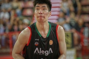 九游体育下载app-西乙次轮余嘉豪贡献17分关键三分 球队加时一分之差憾负 九游体育下载app-西乙次轮余嘉豪贡献17分关键三分 球队加时一分之差憾负